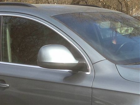 Стойка лобового стекла Audi Q7 после локальной покраски